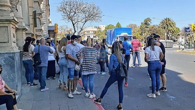 Vendedores ambulantes: No nos dejan trabajar