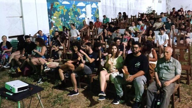 Cine al aire libre y clásicos del terror en la Biblioteca Provincial