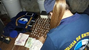 Detuvieron a tres personas por venta de drogas en Diamante