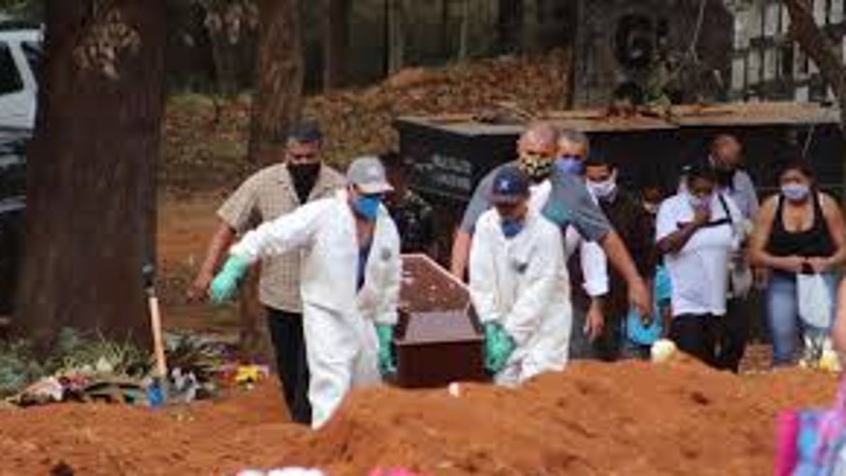 Brasil tuvo un récord de 1.262 muertos en 24 horas