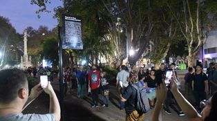 Vigilia. Las primeras actividades tuvieron lugar en la Plaza 25 de Mayo.