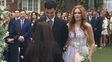 La pareja en uno de los momentos de la ceremonia.&nbsp;