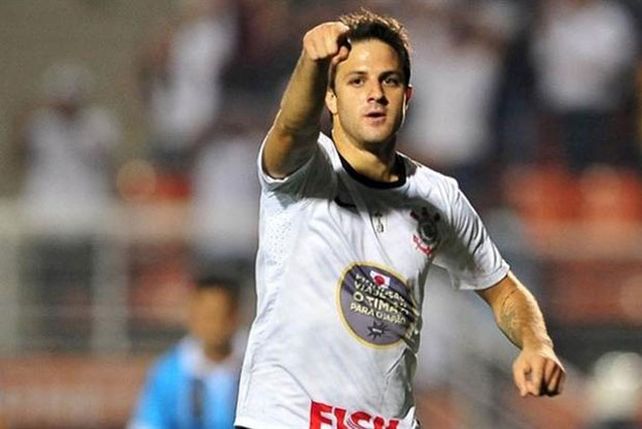 El Burrito Martínez ya es jugador de Boca
