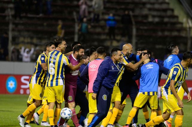 Central enfrentará a River por una semifinal de la Copa de la Liga.