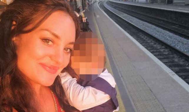 Una aristócrata británica y su novio fueron condenados por matar a su bebé