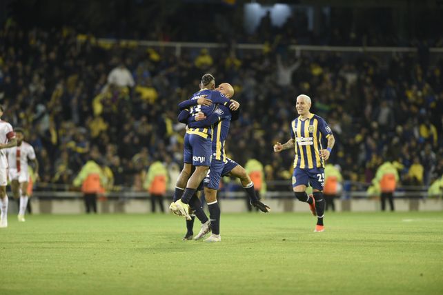 Central derrotó a Internacional 1 a 0 con avivada y gol de Campaz