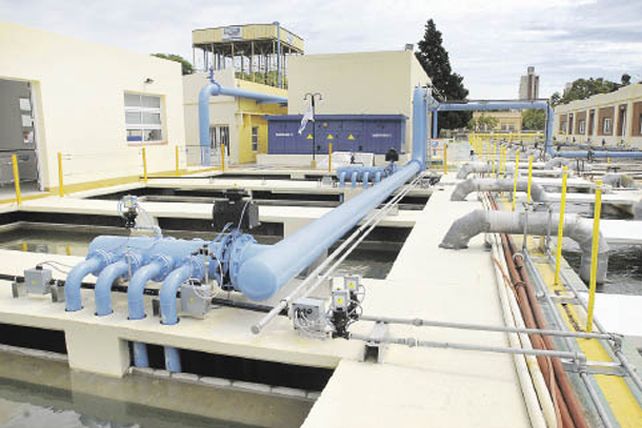 Se restableció el servicio de agua potable en algunos barrios