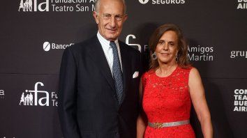 Los datos prelimenares de la autopsia realizada sobre Silvia Saravia, confirmaron a los médicos forenses que el empresario Jorge Neuss asesinó el sábado en el country Los datos prelimenares de la autopsia realizada sobre Silvia Saravia, confirmaron a los médicos forenses que el empresario Jorge Neuss asesinó el sábado en el country