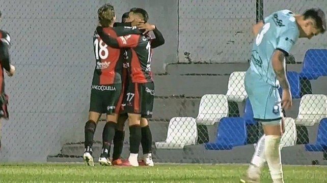 Colón aprobó el esperado examen de visitante: estadísticas que explican el triunfo en Bolívar