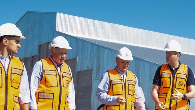 La construcción de Terminal Timbúes consiste en tres plantas con diferentes usos.