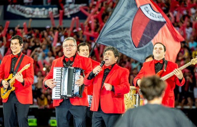 ¿Qué preparan juntos Colón y Los Palmeras?