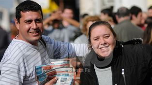 El UNO premió a sus lectores con entradas para ver el STC2000 en el Callejero santafesino
