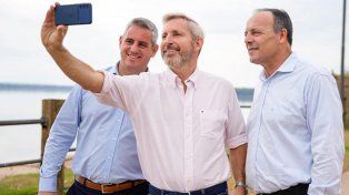 De izq. a der.: Walser, precandidato a intendente; Frigerio, a gobernador; Favre, a senador