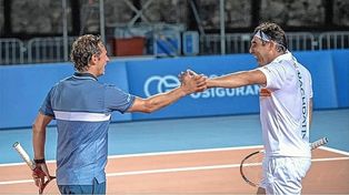 David Nalbandian volvió al tenis en la Legends Team Cup en partidos de dobles y singles.