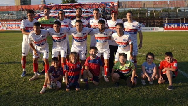 Triunfo indiscutido en Tablada. Central Córdoba venció a Central Ballester (3-1) y sueña con la Copa Argentina 2025.&nbsp; 
