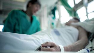 Cuidados Paliativos: aprobaron la ley Un modelo de atención que mejora la calidad de vida de pacientes y familias que se enfrentan a los problemas asociados con enfermedades que amenazan o limitan la vida.