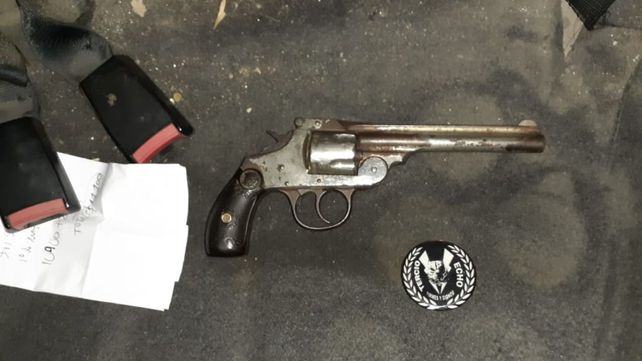 Atacaron a balazos un móvil policial que realizaba un patrullaje en la zona sur
