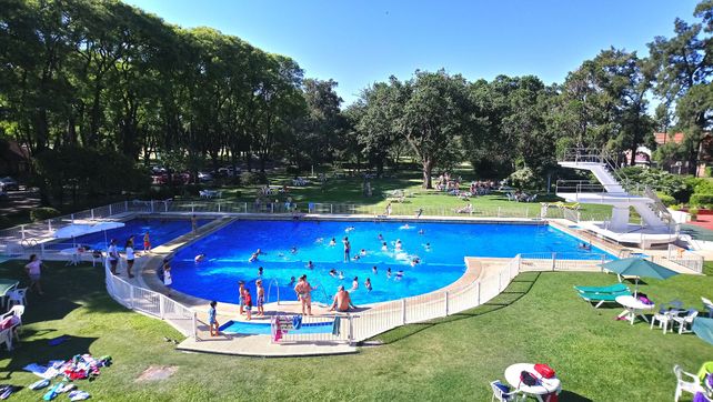 El informe de la UNR establece una serie de medidas de seguridad en el caso en que se quiera reabrir la pileta de La Dulce en el Jockey Club de Rosario.