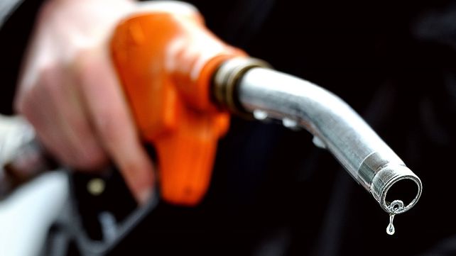 Trucos efectivos para ahorrar nafta