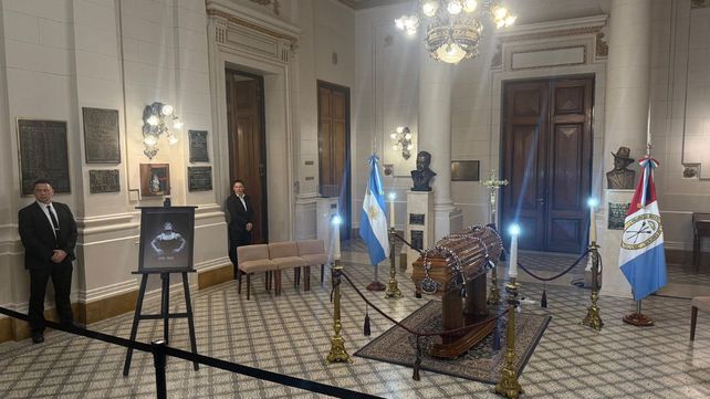 Último adiós a Locomotora Oliveras: los santafesinos despiden a una campeona que trascendió el ring Último adiós a Locomotora Oliveras: los santafesinos despiden a una campeona que trascendió el ring