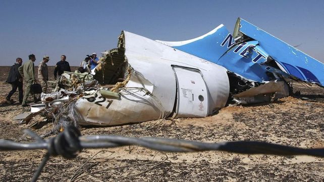 Encontraron restos de explosivos en los cadáveres del avión de Egyptair