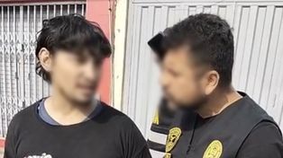 Matías Ozorio, al ser detenido este martes en Lima, Perú.