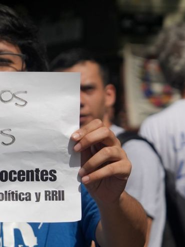 Cuatro de cada diez docentes universitarios pensaron en renunciar por la crisis