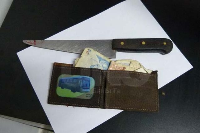 Comisario atrapó a un ladrón cuando asaltaba a una joven