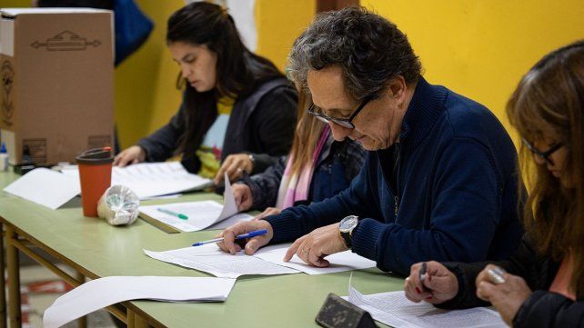 Las elecciones 2023 se iniciaron con normalidad a las 8 en Río Negro.