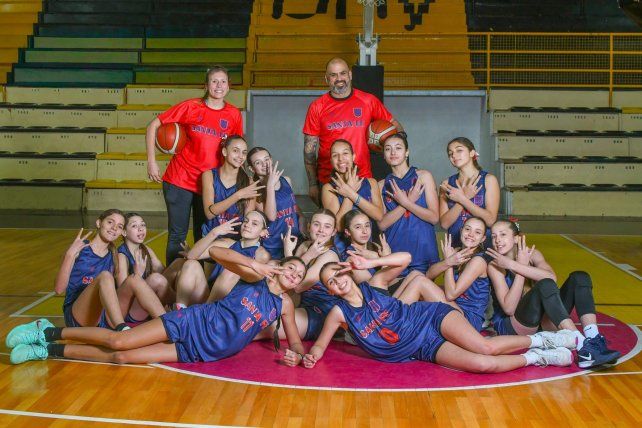 Básquet. Las chicas de Santa Fe descollaron en Mendoza y se aseguraron su presencia en la definición del certamen nacional.&nbsp;