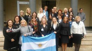 Delegación argentina. Las funcionarias judiciales, entre ella Medina Rizzo, se encuentran en Roma.