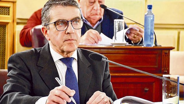 Tarjeta Sabe. El senador Armando Traferri es autor de la iniciativa que beneficia a la comunidad educativa.&nbsp;