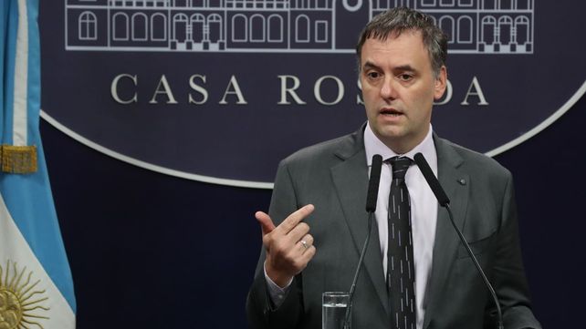 Manuel Adorni destacó que el “éxito” en materia de superávit fiscal que anunció el presidente Javier Milei en cadena nacional.  
