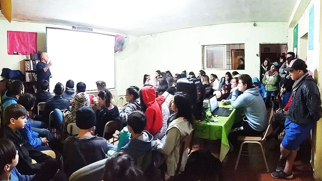 De la mano de la educación crecen las oportunidades en el Anacleto Medina