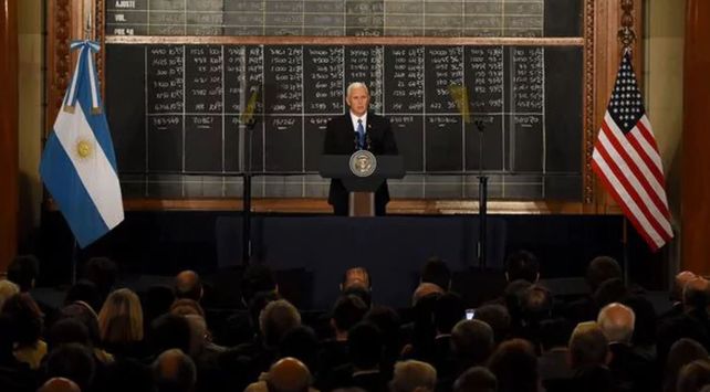Mike Pence resaltó las reformas de Mauricio Macri