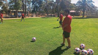 Marcelo Saralegui, DT de Colón, podrá contar con el paraguayo Arrúa, aunque iría al banco de suplentes.
