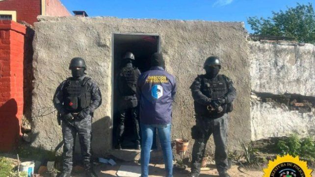 Victoria: secuestraron droga, armas y detuvieron a tres personas en allanamientos