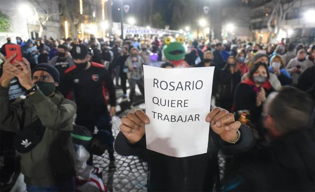 La bronca de los gastronómicos rosarinos: recurso de amparo en contra de restricciones