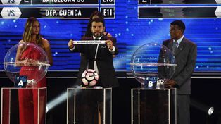 El primer bolillero del sorteo fue el de Rosario Central, cabeza de serie del Grupo A.
