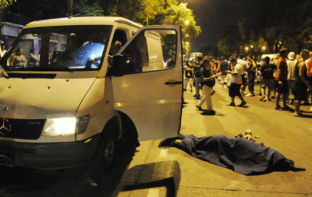 Rosario: dos muertos tras una balacera a un auto en el que viajaban hinchas de Newells