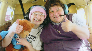 Gypsy junto a su madre, Dee Dee, que le inventó enfermedades durante 20 años.&nbsp;