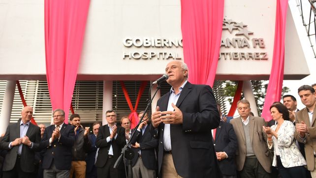 En 2017 Lifschitz reinauguró los hospitales de Santa Fe