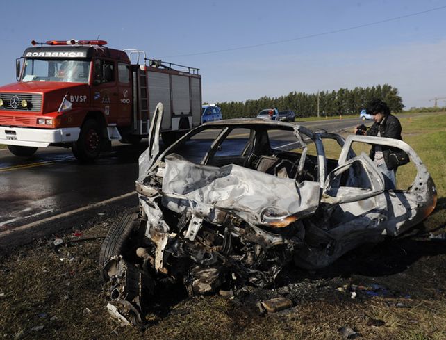 El fatal accidente se produjo cerca de las 5 de la mañana sobre la ruta 1001. (Foto:S. Toriggino)