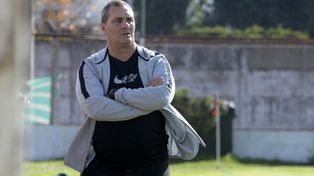 Preocupado. El &nbsp;técnico Egdardo Malvestiti está obligado a cambiarle de imagen al matador. Se viene Excursionistas en la próxima fecha.&nbsp; 