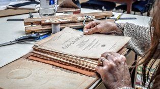 La Facultad de Ciencias de la Vida y la Salud de la Uader avanza en un proyecto de organización. Hasta ahora se han procesado 1.800 libros