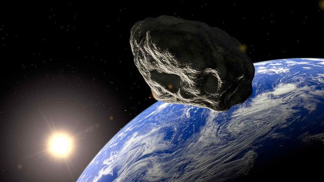 El asteroide Apofis se acerca a la Tierra.