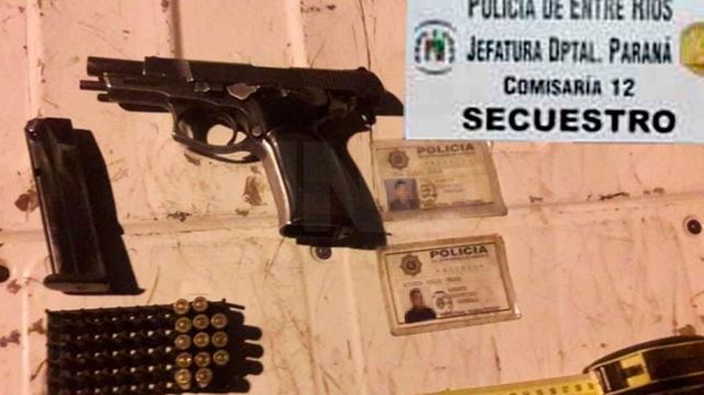 Detuvieron a dos policías santafesinos con drogas en Paraná