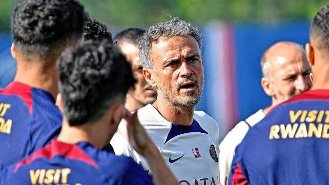 Luis Enrique pone en marcha su ciclo como DT de PSG ante Lorient.