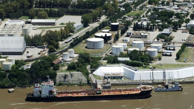 Lifschitz aseguró que YPF manifestó voluntad para buscar una solución en la refinería Oil de San Lorenzo
