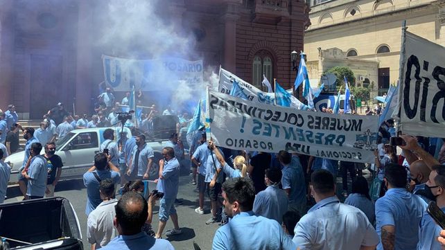 Paro de colectivos: masiva marcha en reclamo de una solución a un conflicto que ya lleva 84 días